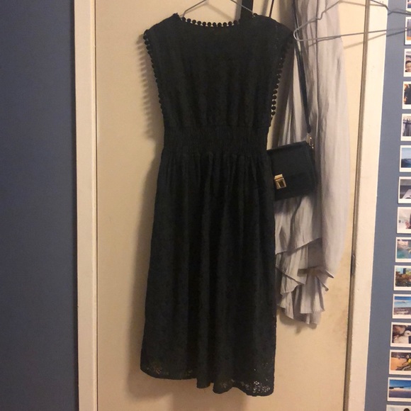 Size 2-4 black dress lace decemt condition 👌 - Picture 2 of 6